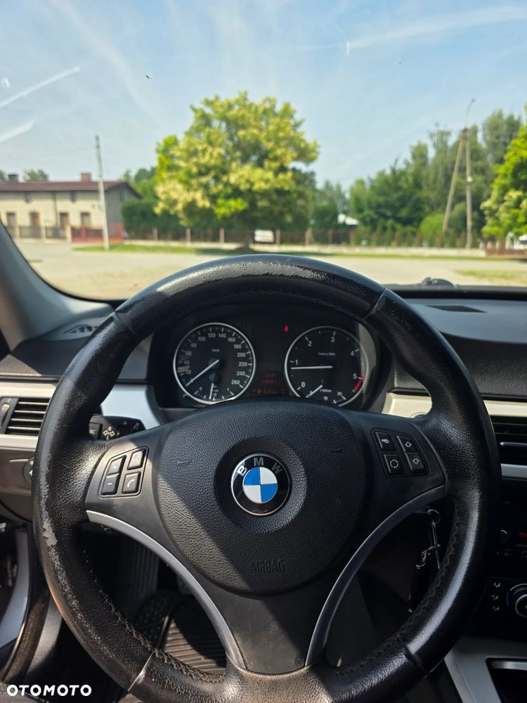 BMW Seria 3 - 11