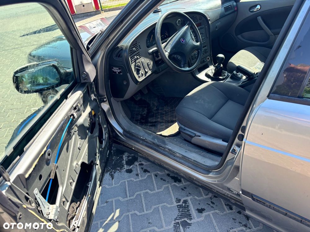 Saab 9-5 Kombi 2.0t Anniversary - 11