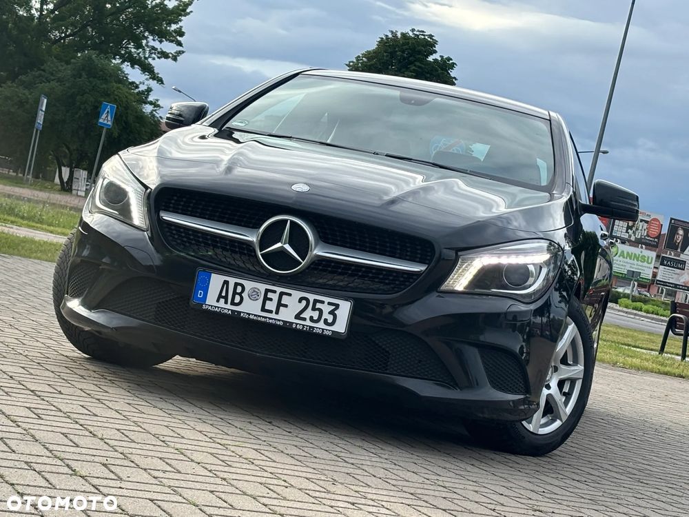 Mercedes-Benz CLA 180 StreetStyle - 8