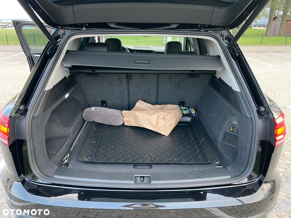 Volkswagen Touareg 3.0 V6 TDI 4Motion DPF Automatik Elegance - 27