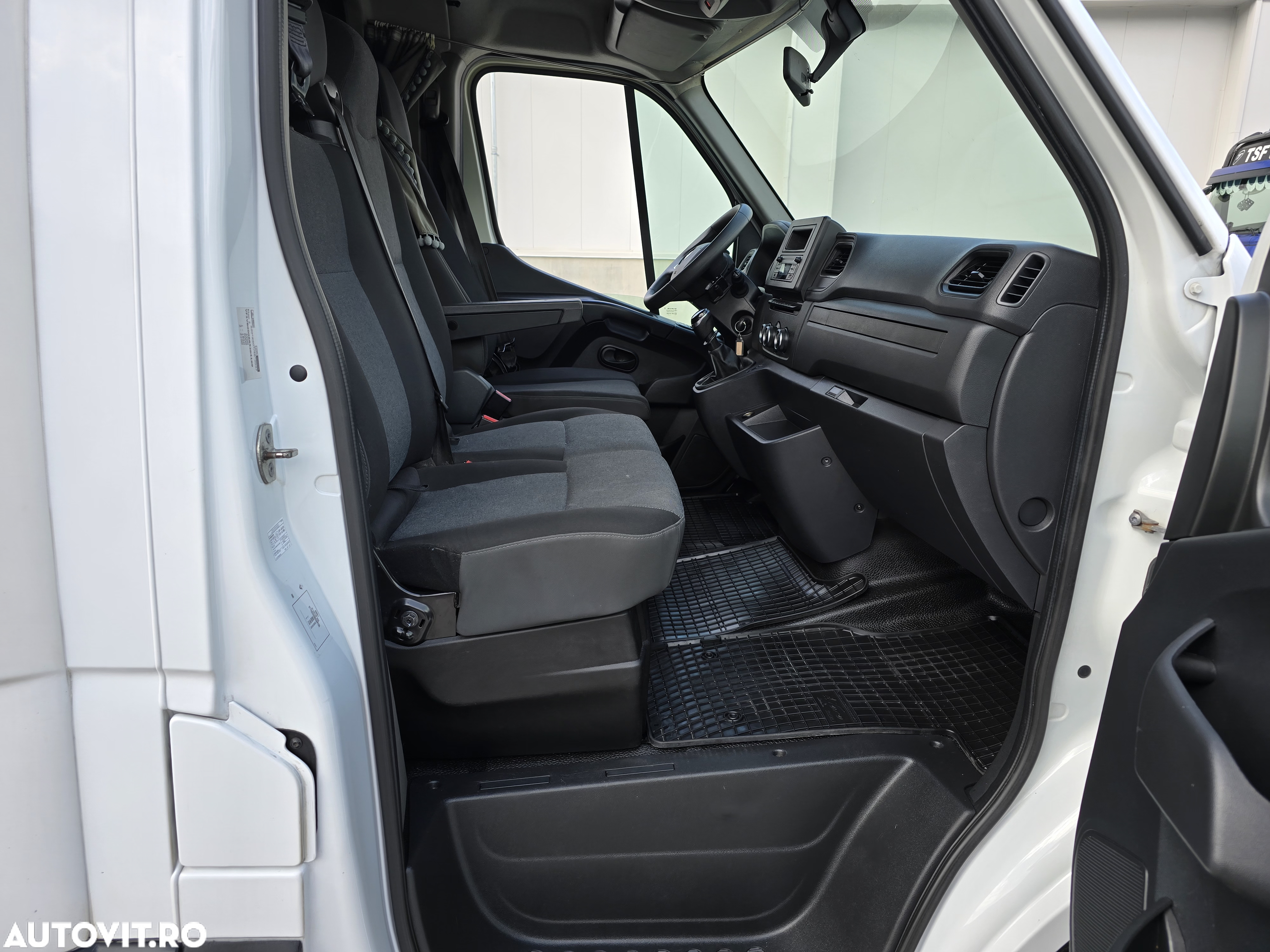Renault Master - 6