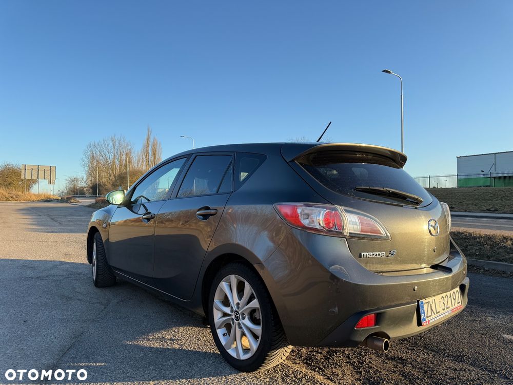 Mazda 3 1.6 Exclusive - 4