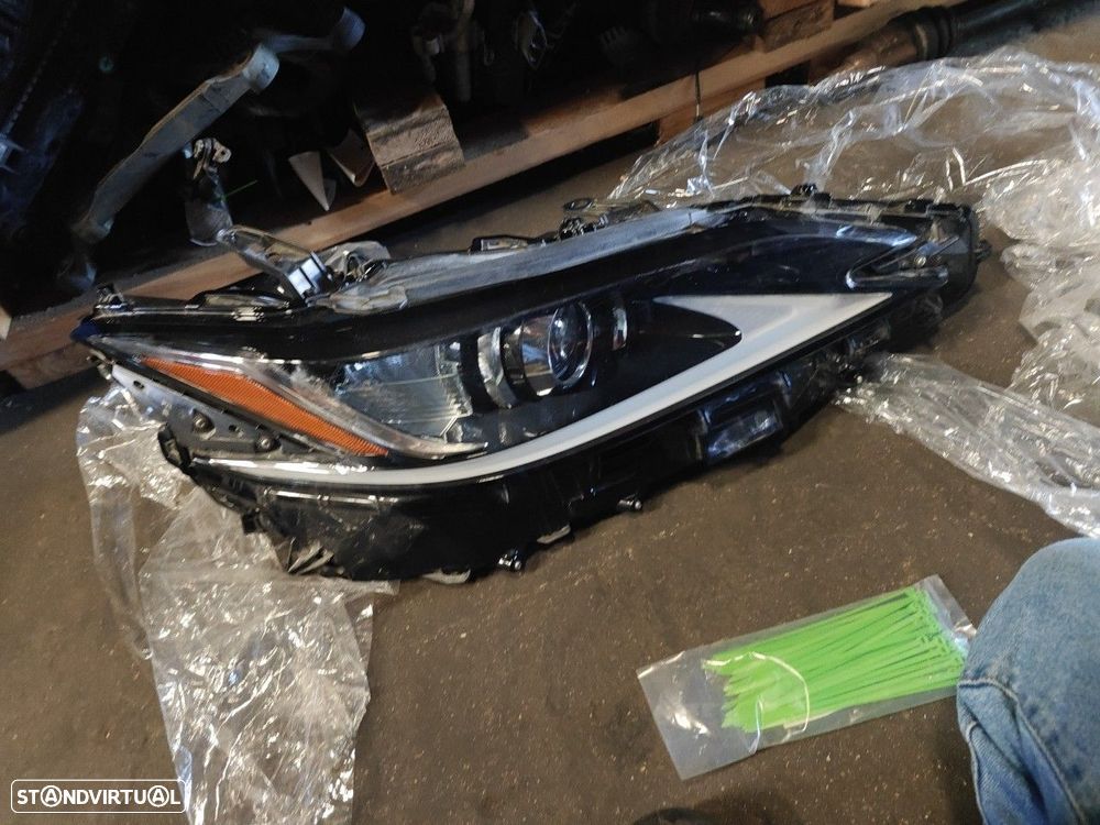 Farol Frente Esquerdo / Otica Esquerda Lexus Es (_Z10_, _A10_, _H10_) - 1