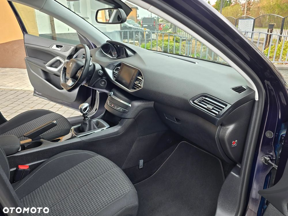 Peugeot 308 BlueHDi 120 Stop & Start Allure - 27