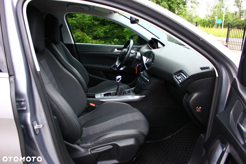 Peugeot 308 BlueHDi FAP 130 Stop & Start Allure - 35