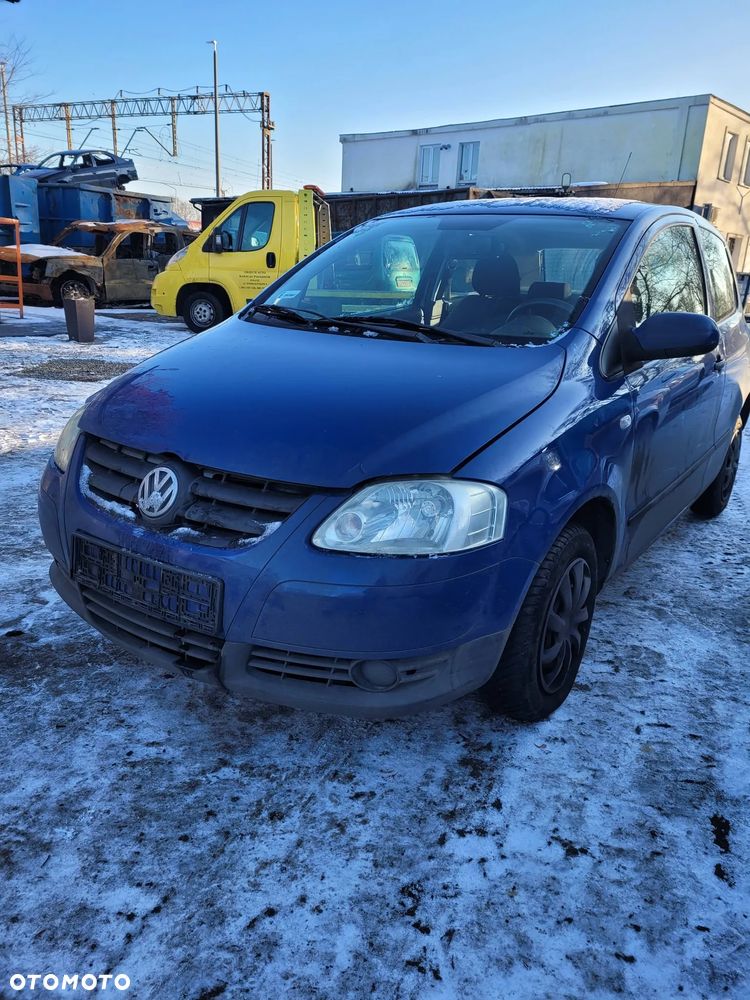 Części- Volkswagen fox  Pojemnosc: 1422  Moc: 51 kW  Rok: 2007  Diesel - 1