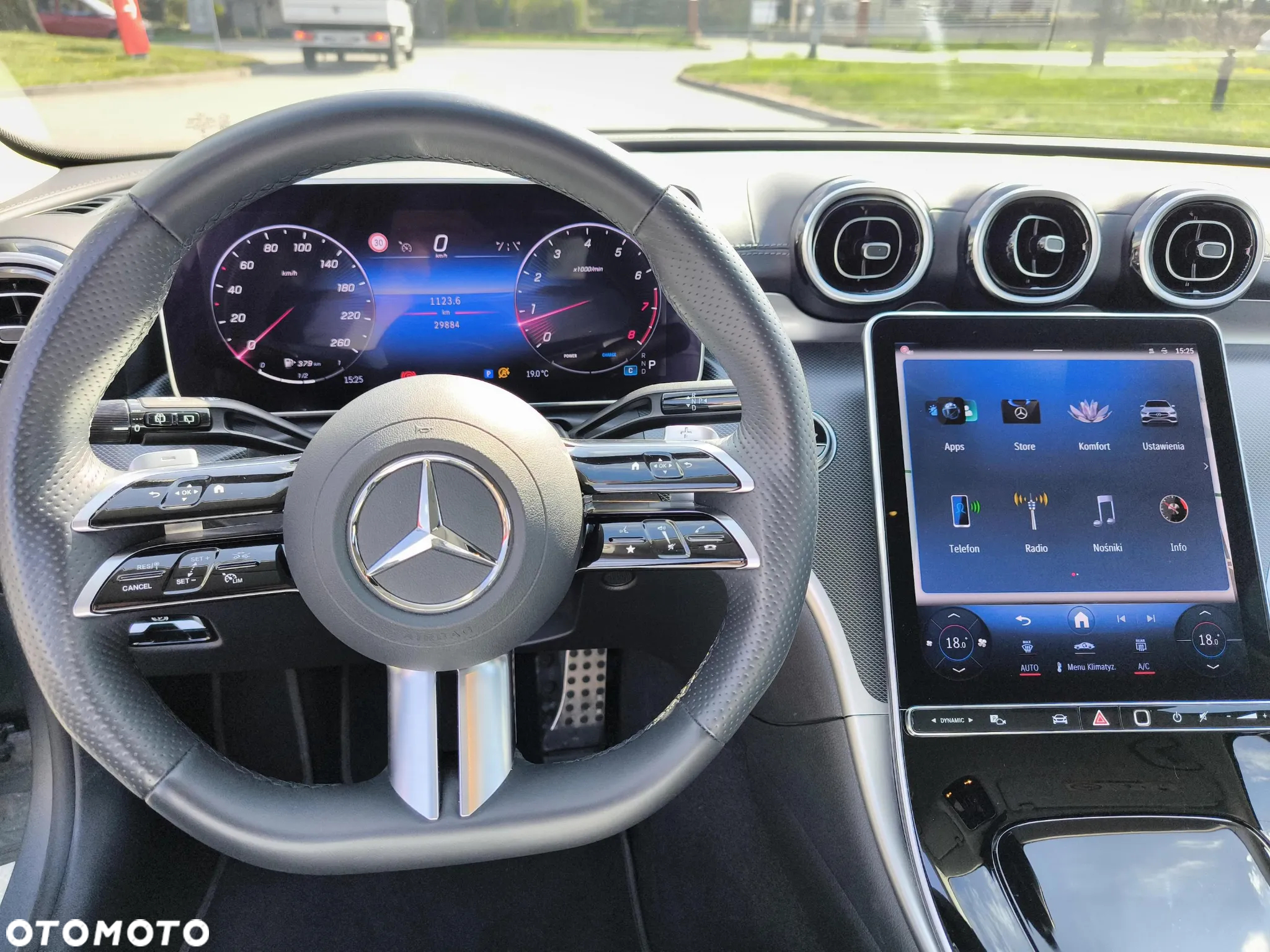Mercedes-Benz Klasa C 200 mHEV 4-Matic AMG - 13