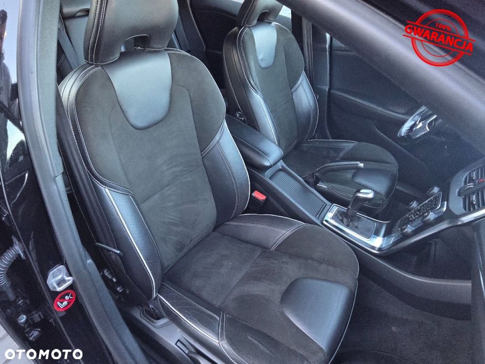 Volvo V40 D2 Drive-E R-Design Kinetic - 27