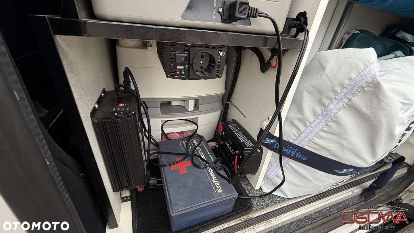 Volkswagen Multivan - 36