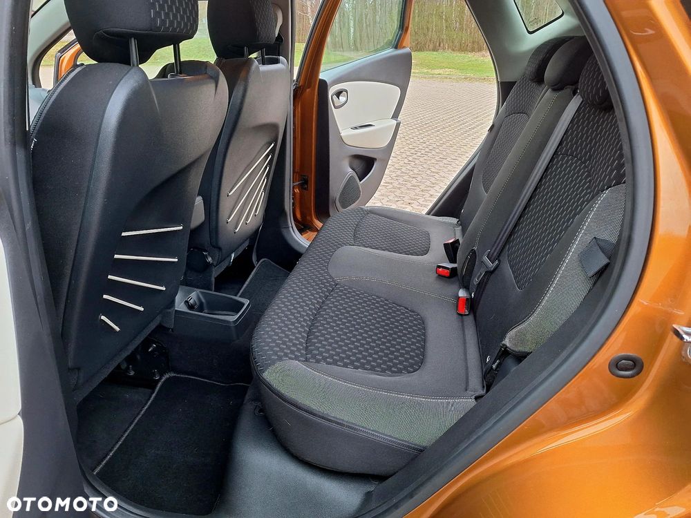 Renault Captur - 19