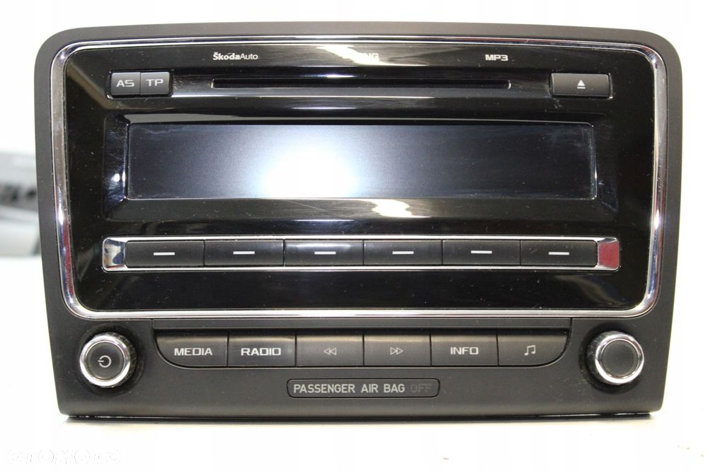 Radio fabryczne skoda superb II 3T0035161G - 1