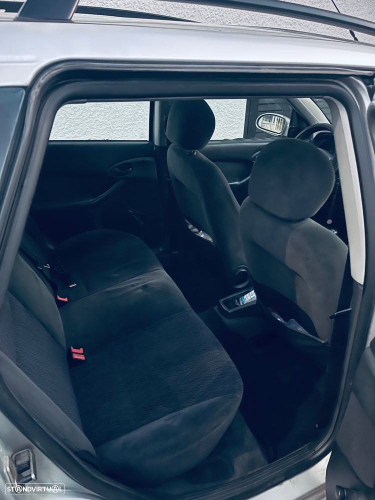 Ford Focus C-Max - 11