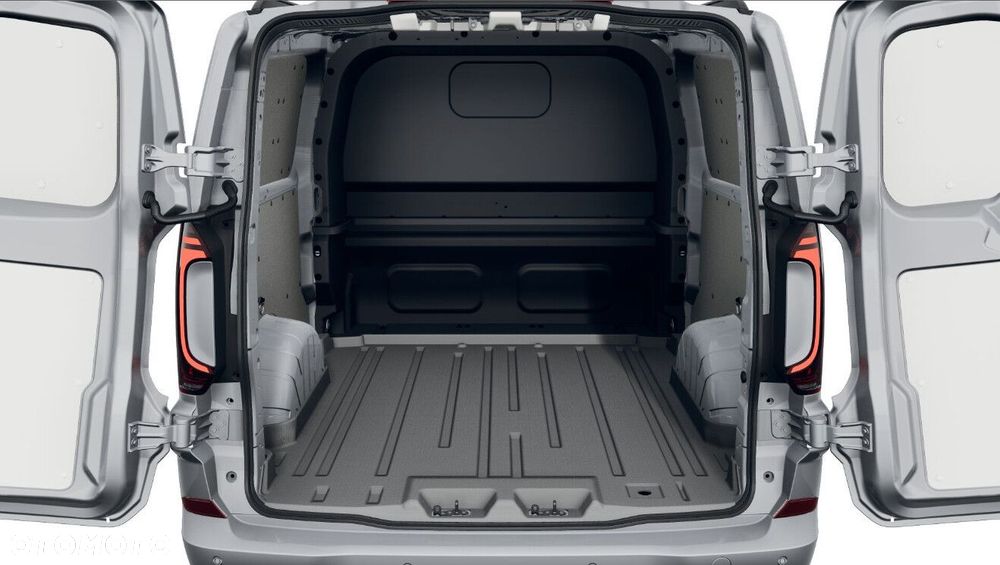 Volkswagen Transporter - 4