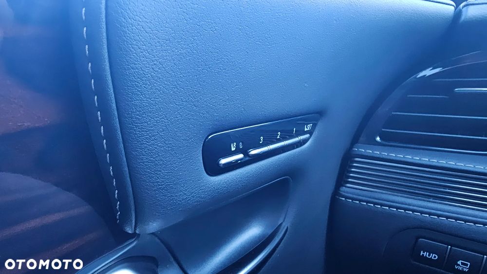 Lexus LS 500 Prestige AWD - 17