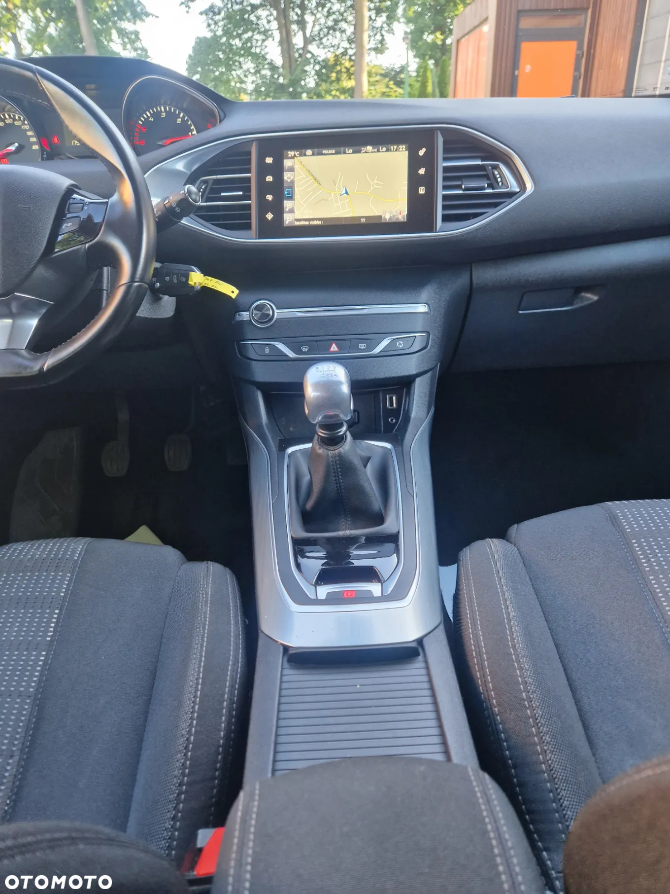 Peugeot 308 SW BlueHDi 120 Stop & Start Allure - 31