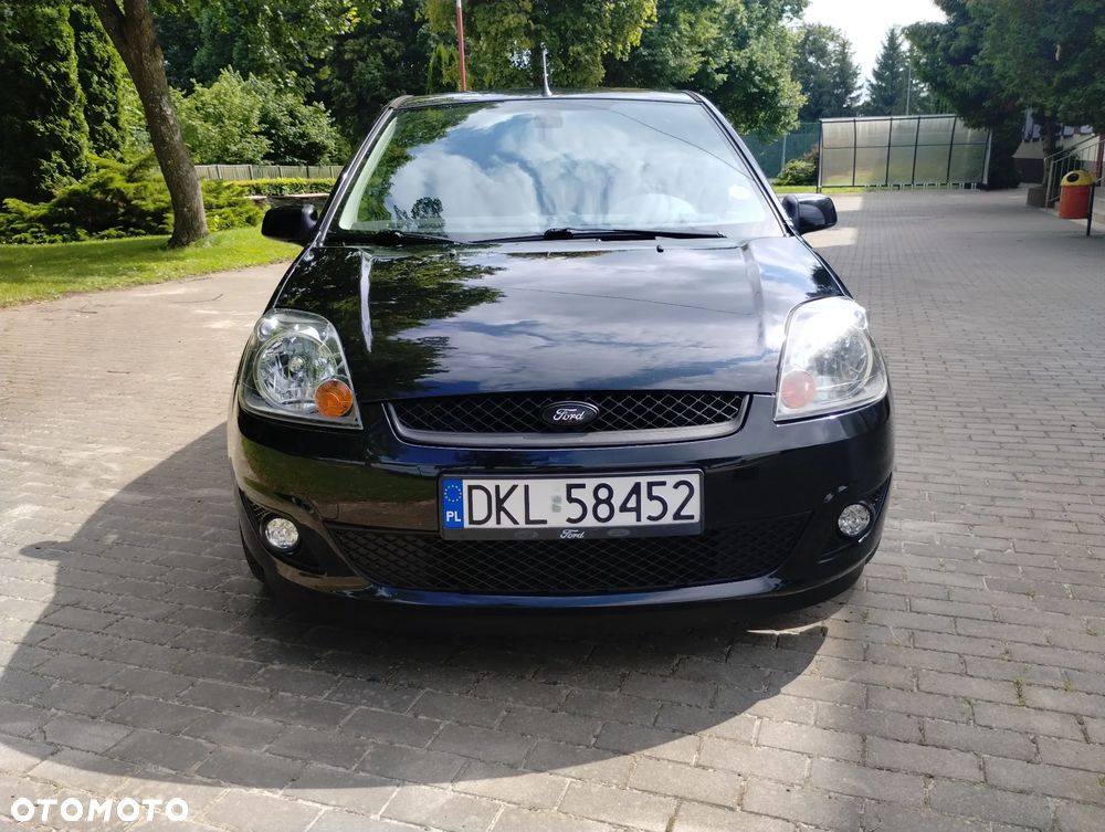 Ford Fiesta 1.4 Ghia - 16