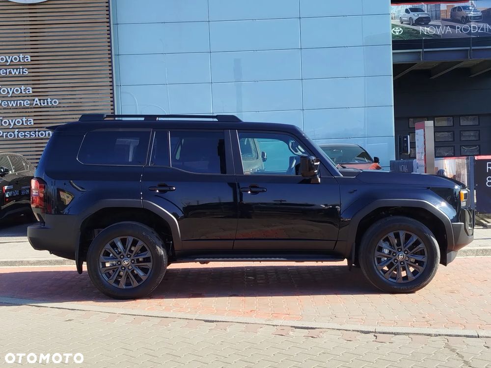 Toyota Land Cruiser - 3