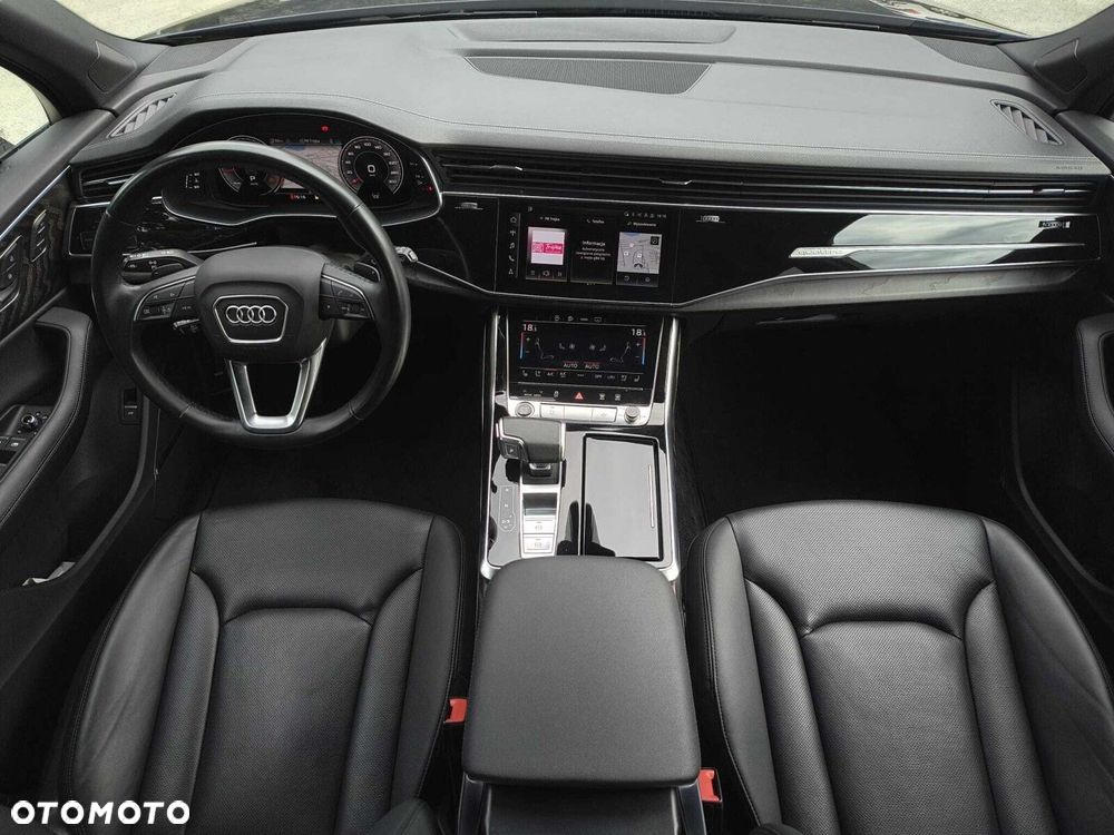 Audi Q7 - 12