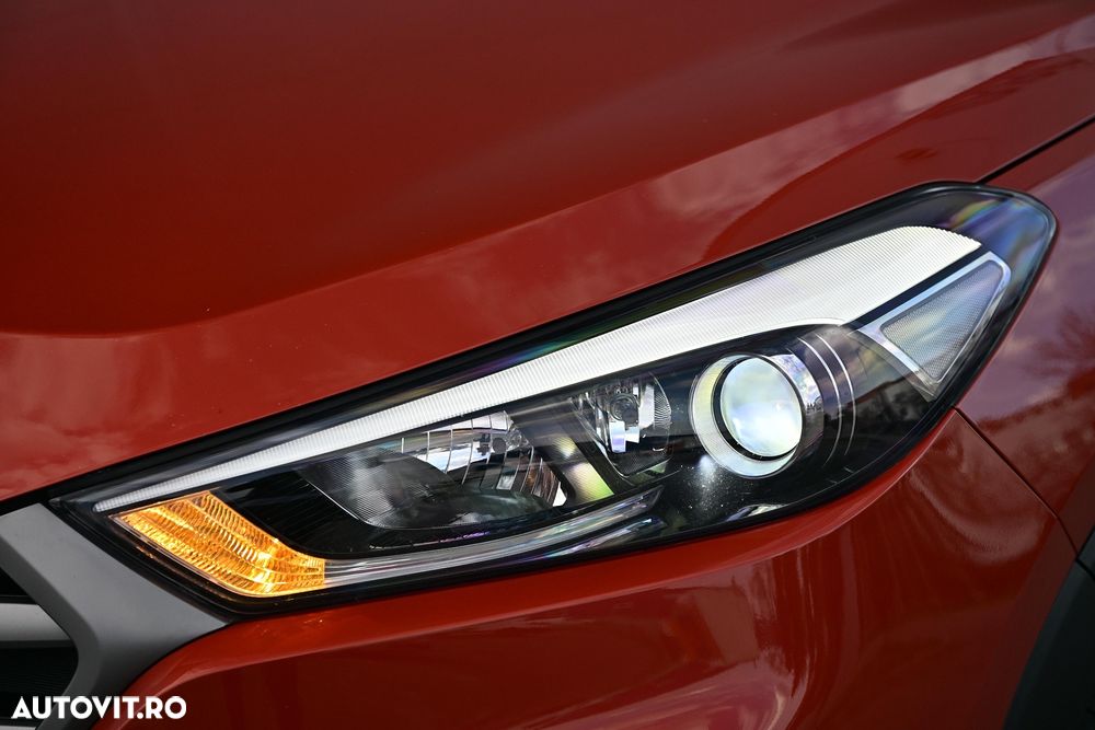 Hyundai Tucson 2.0 CRDI 4WD Automatik Style - 33