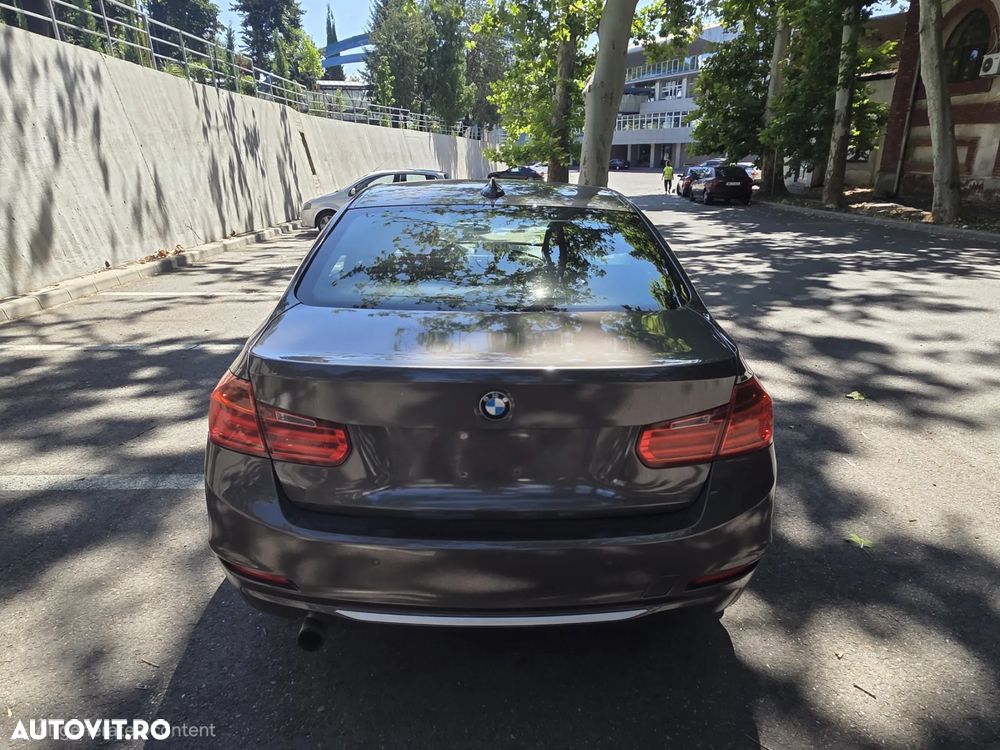 BMW Seria 3 316i Aut. Modern Line - 8