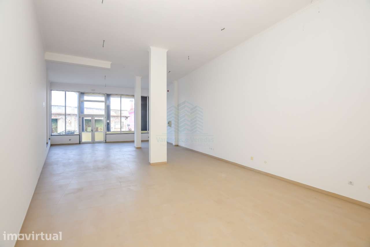 Loja para Comércio ou Serviços em Torres Novas – 170 m² - Grande imagem: 3/10