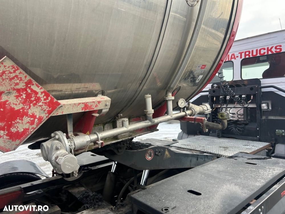 Feldbinder Cisterna,  33.000 l, 3 camere, factura externa - 14