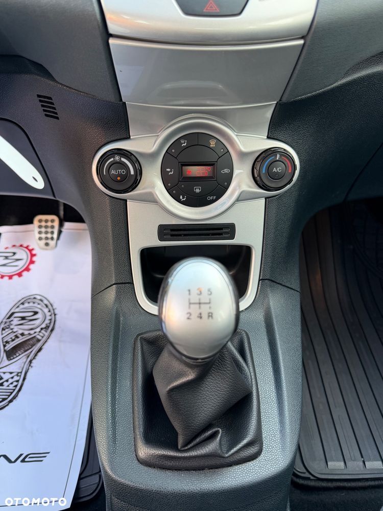 Ford Fiesta - 19