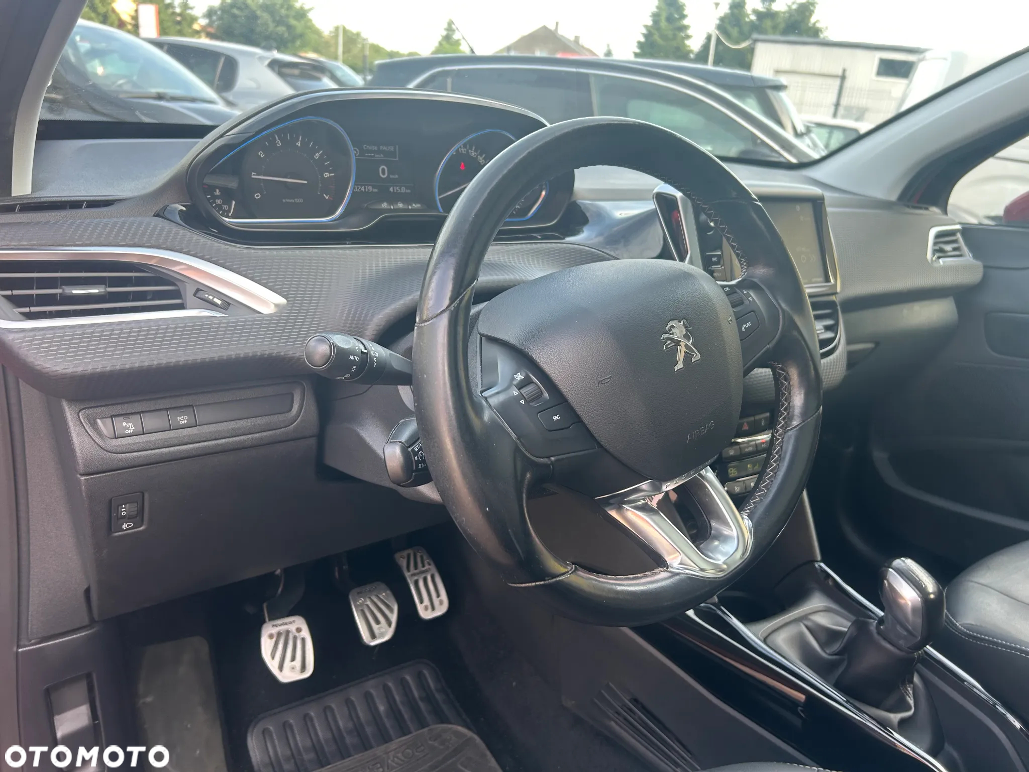 Peugeot 2008 PureTech 110 Stop&Start Allure - 12