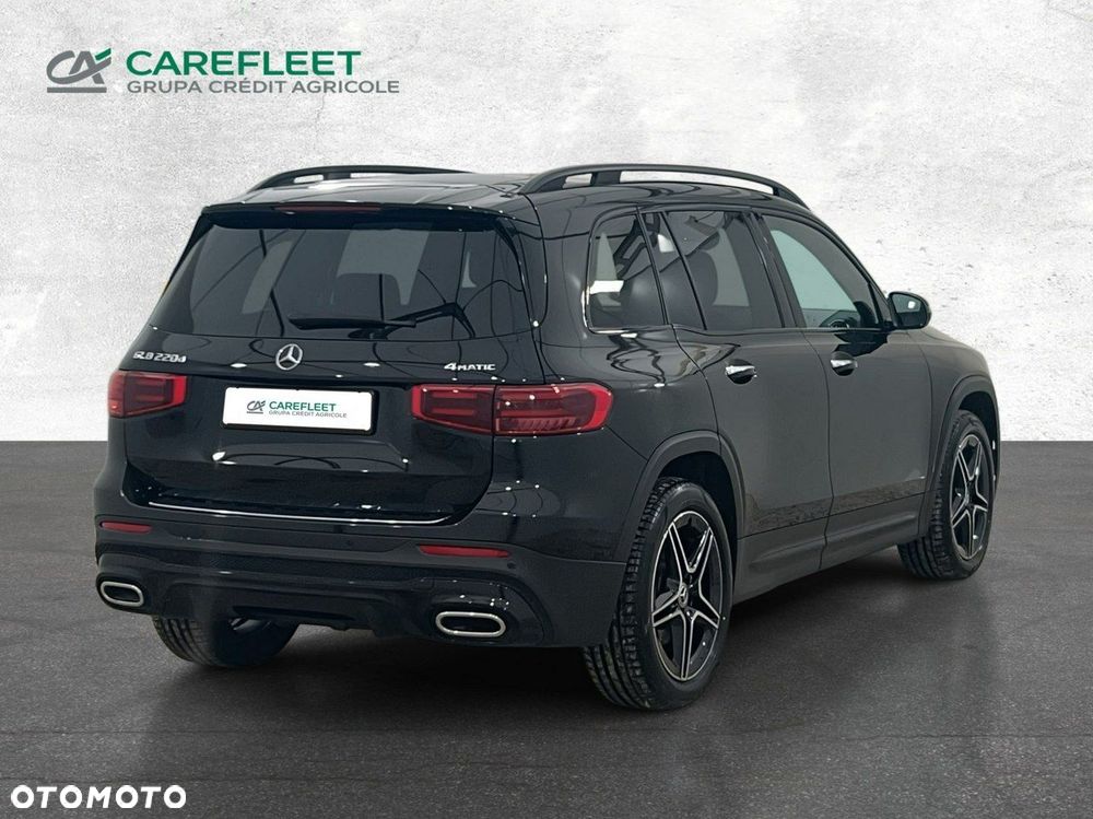 Mercedes-Benz GLB - 5