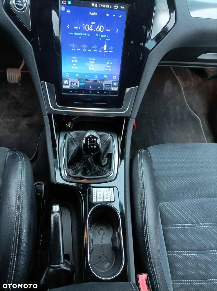 Ford Mondeo - 29