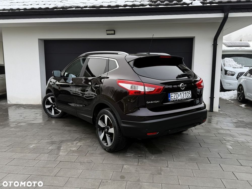 Nissan Qashqai 1.2 DIG-T N-Connecta EU6 - 11