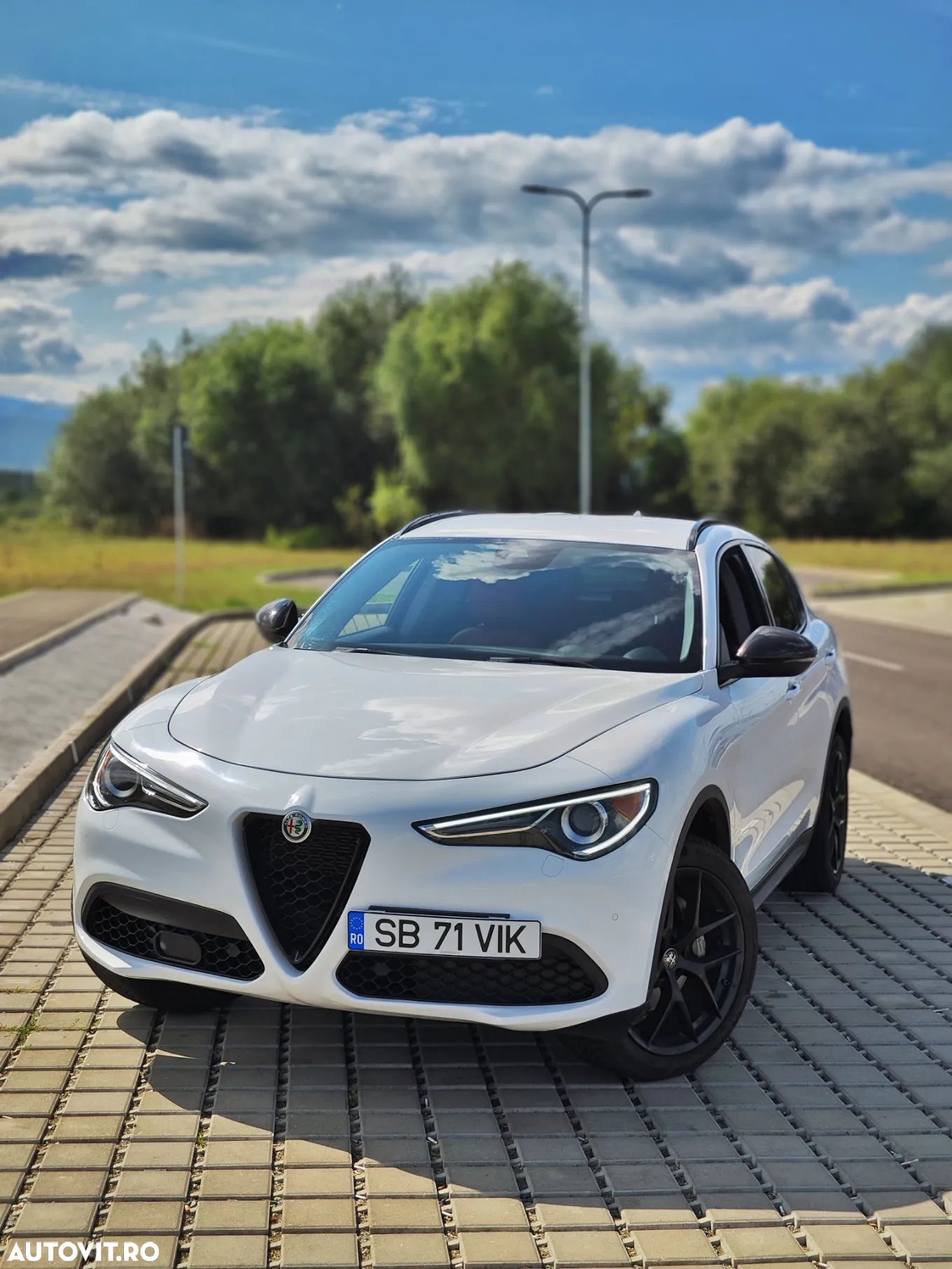 Alfa Romeo Stelvio - 1