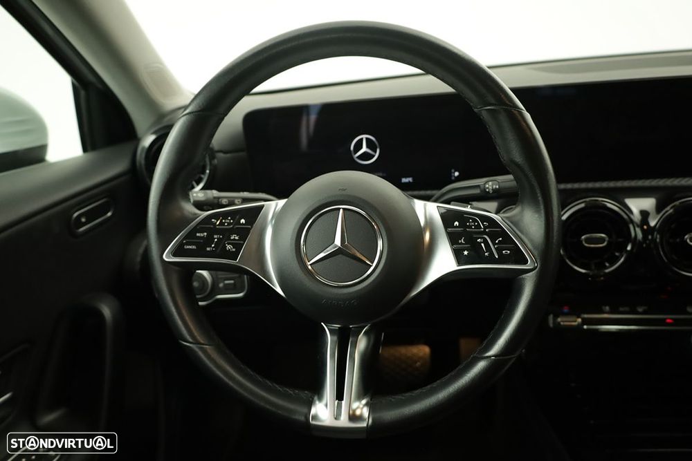 Mercedes-Benz A 200 Standard - 14