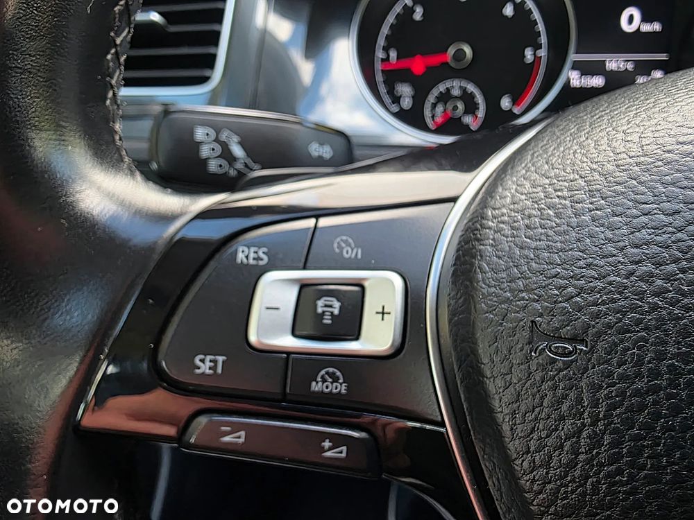 Volkswagen Golf 2.0 TDI SCR DSG Move - 20