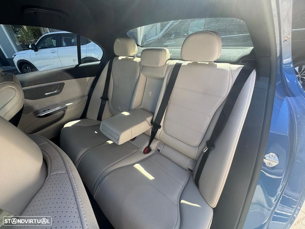 Mercedes-Benz C 300 e Avantgarde - 6