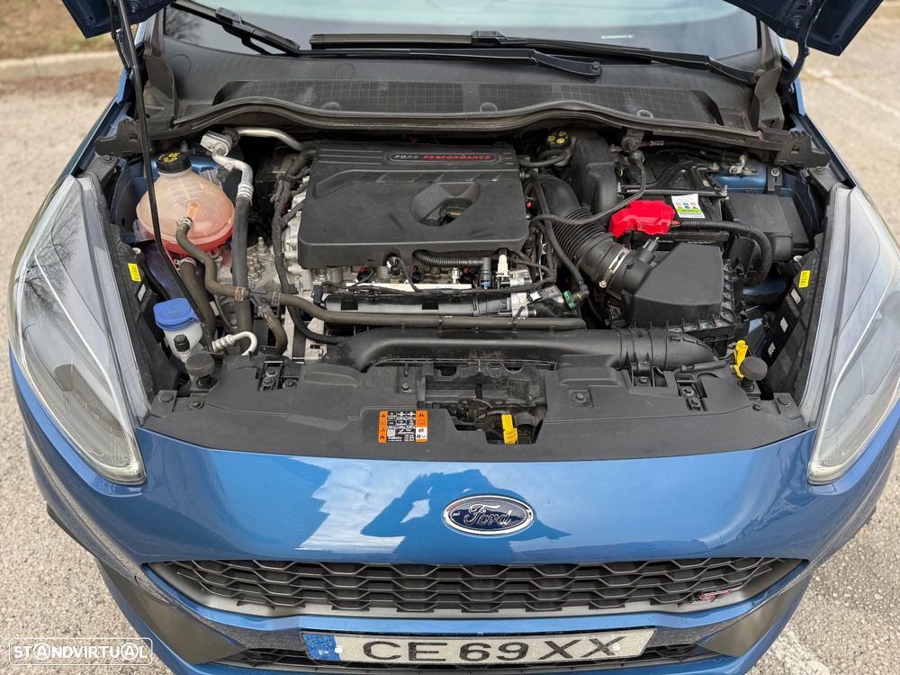Ford Fiesta 1.5 EcoBoost S&S ST X - 36