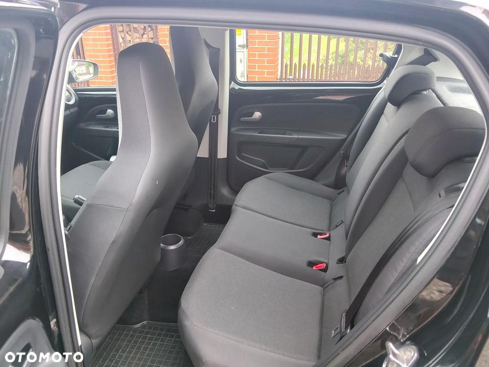 Volkswagen up! 1.0 United - 10