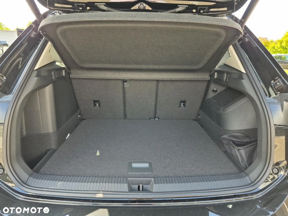Volkswagen Tiguan - 27