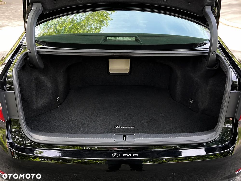 Lexus ES - 18