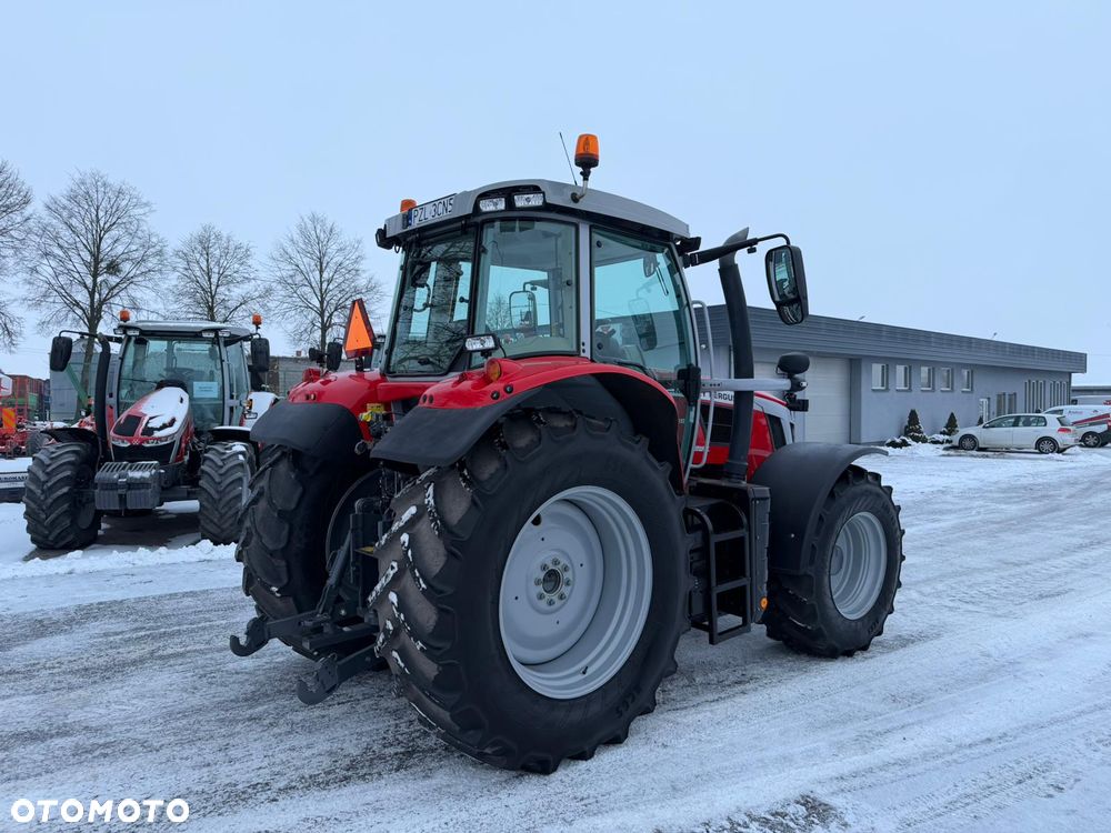 Massey Ferguson 6S.145 Dyna-6 Efficient - 6