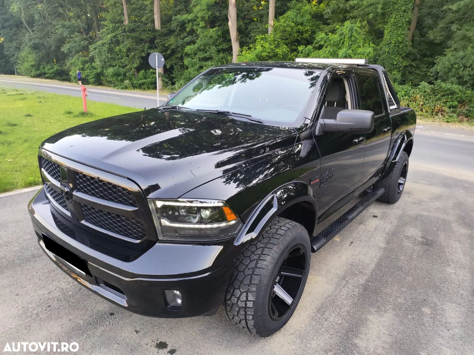Dodge RAM - 1