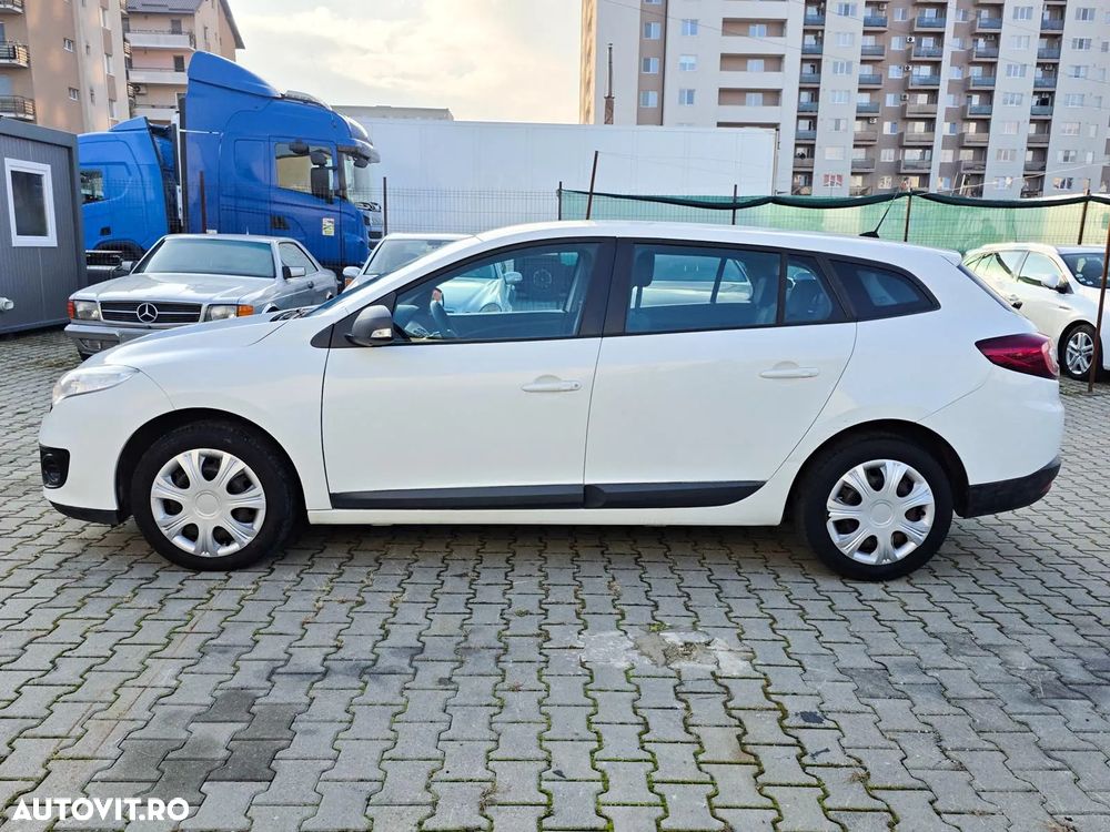 Renault Megane dCi 110 FAP Paris Business - 11