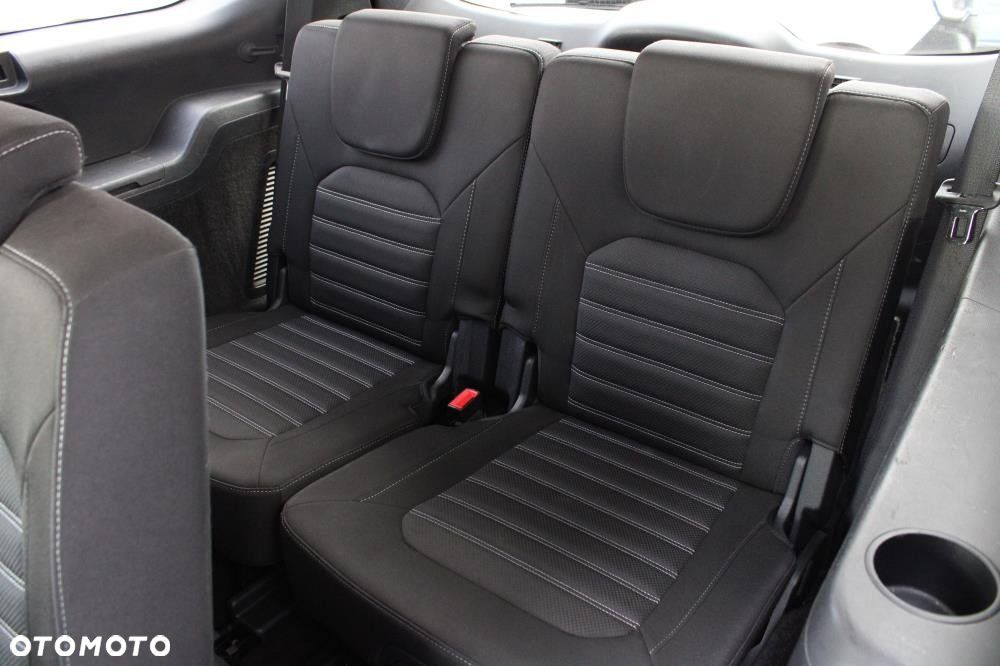 Ford Galaxy - 31