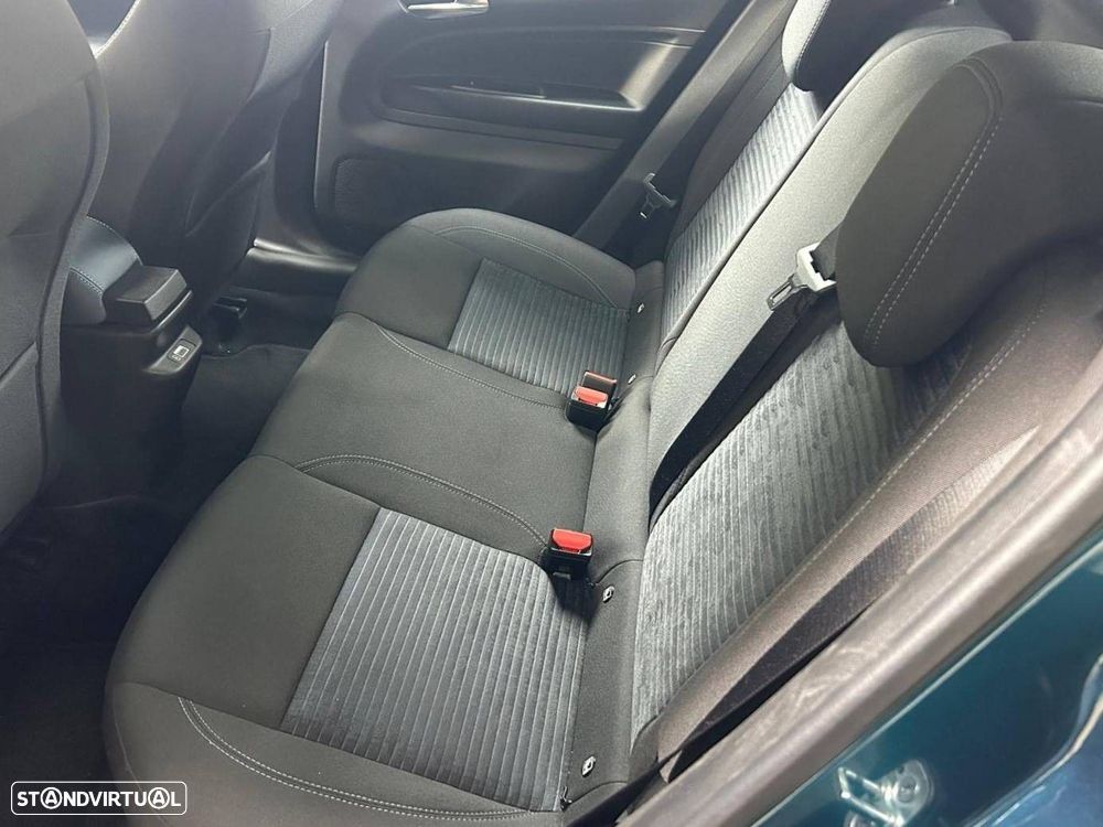 Alfa Romeo Junior 1.2 eDCT6 - 9