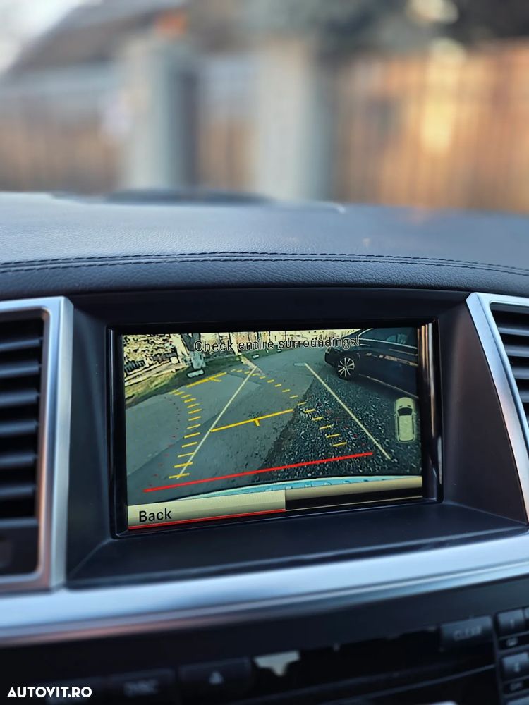 Mercedes-Benz ML 350 BlueTEC 4MATIC 7G-TRONIC - 23