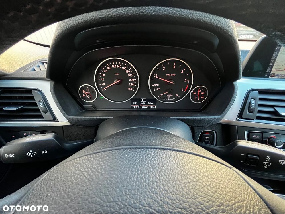 BMW Seria 3 318d Modern Line - 9