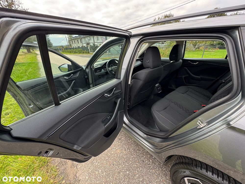 Skoda Kamiq 1.0 TSI Ambition - 26