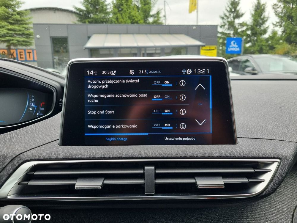 Peugeot 3008 1.5 BlueHDi Allure S&S - 23