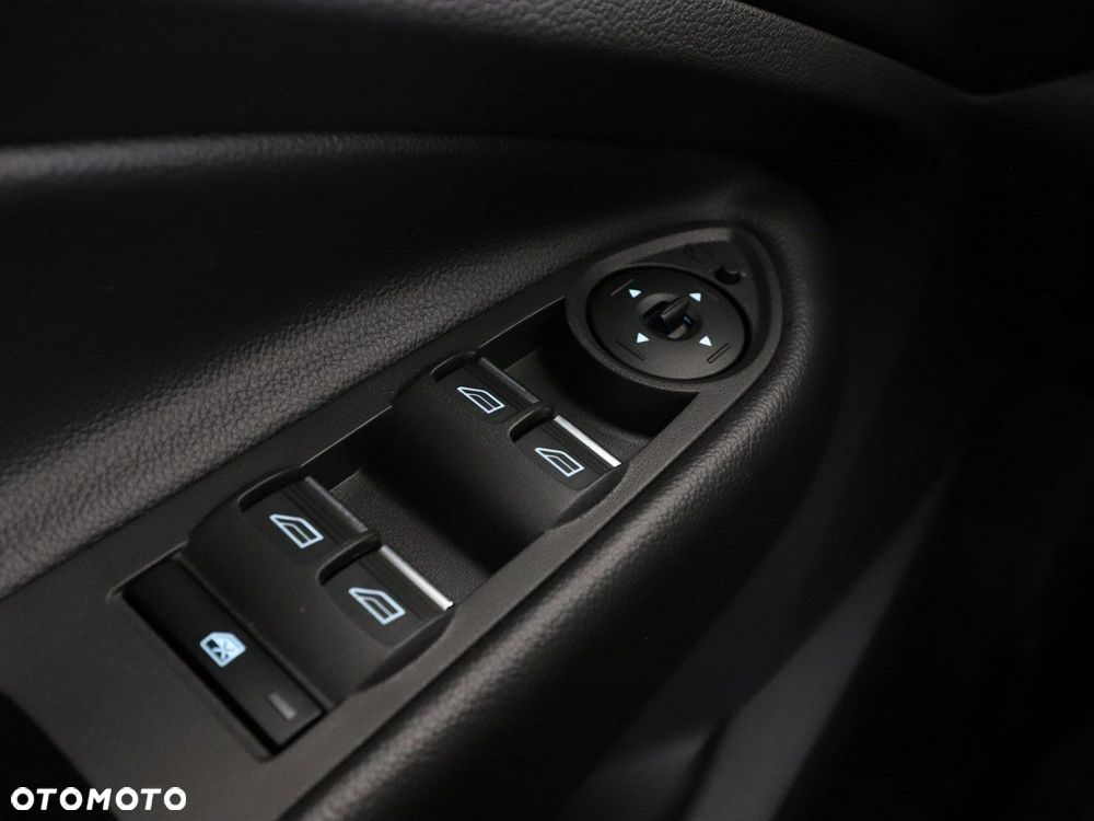 Ford Kuga 2.0 TDCi 4x4 ST-Line - 32