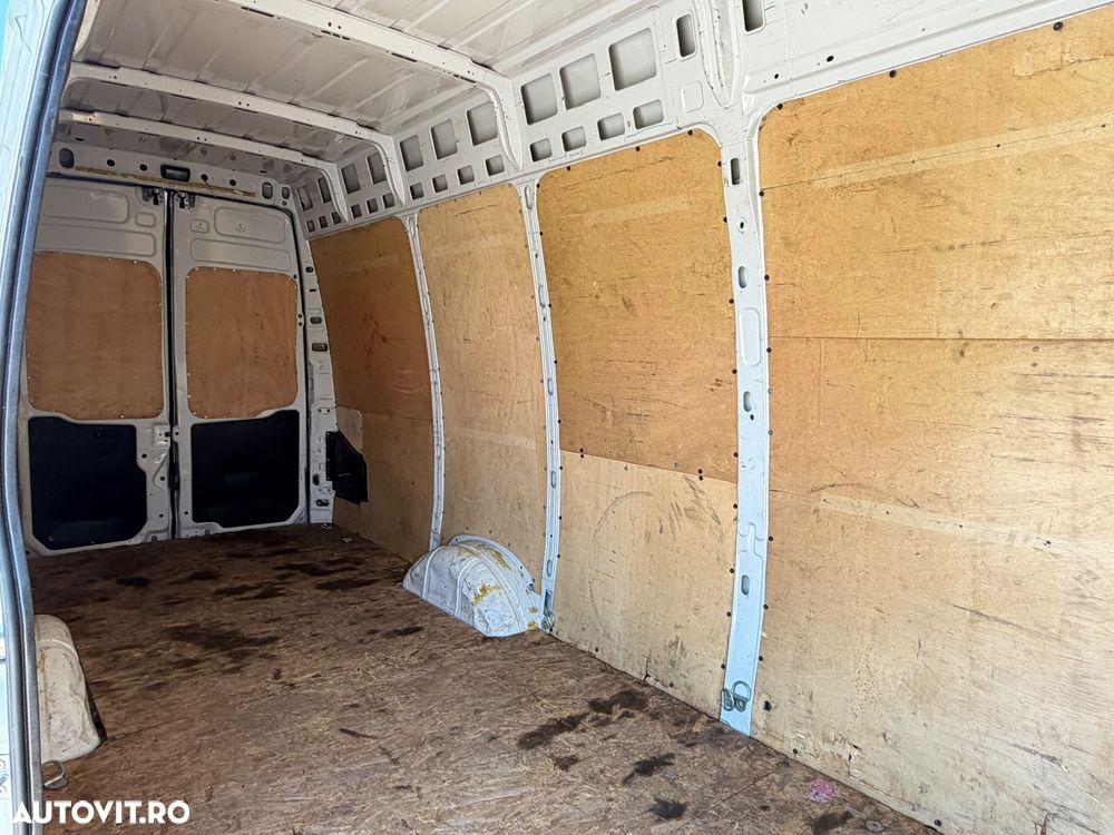 Iveco Daily AUTOMAT L4H3 - 36